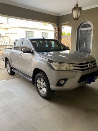 TOYOTA HILUX 2.8 SRV 4X4 CD 16V DIESEL 4P AUTOMÁTICO